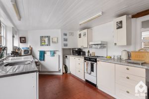 Photo 19- click for photo gallery